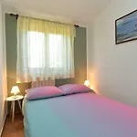 Apartment Mario 1679